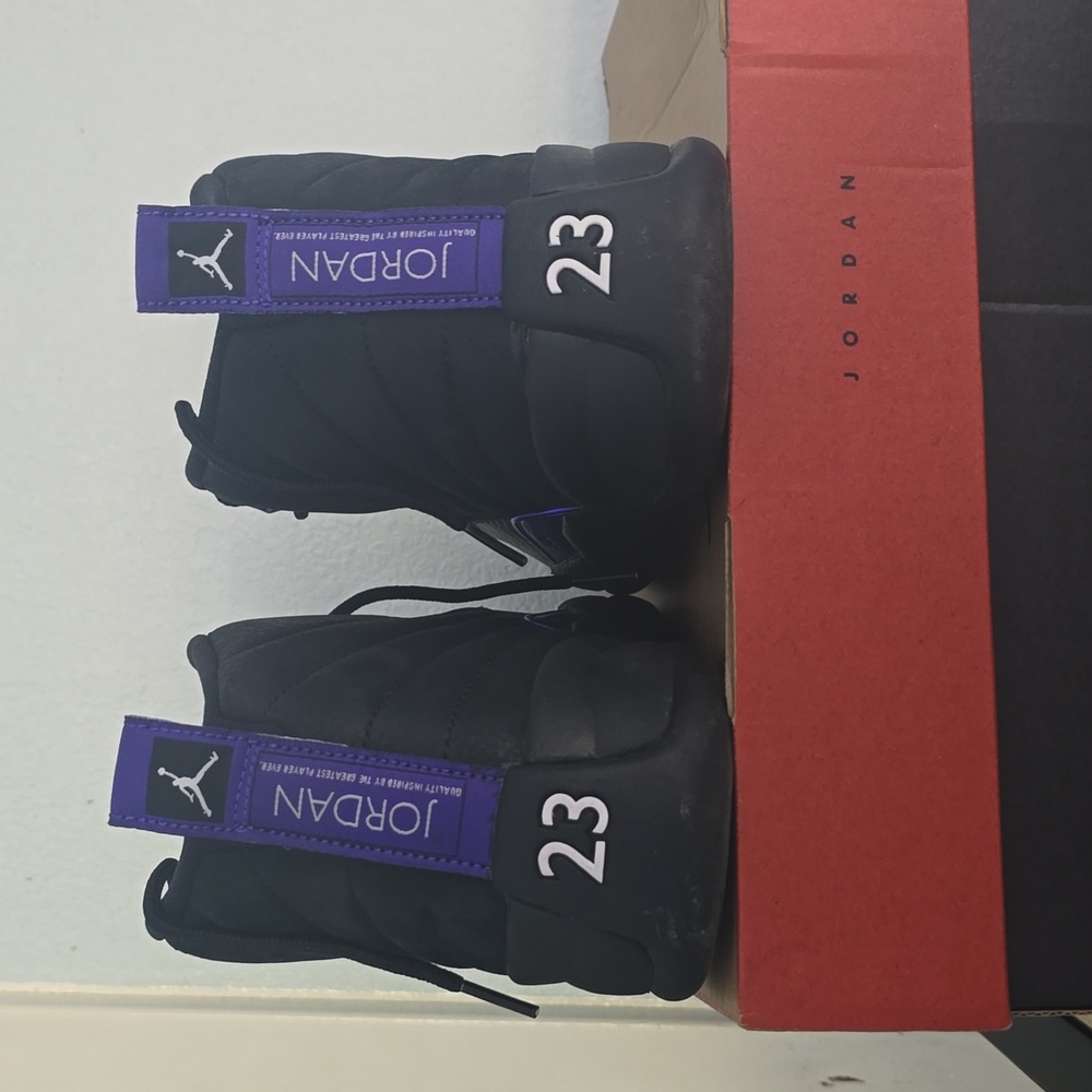 Jordan 12 retro size 9 black and purple - Picture 2 of 4